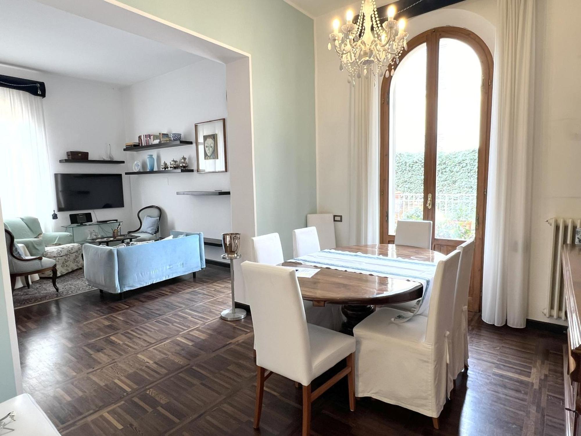 Villa Liberty Townhouse Сиена Екстериор снимка