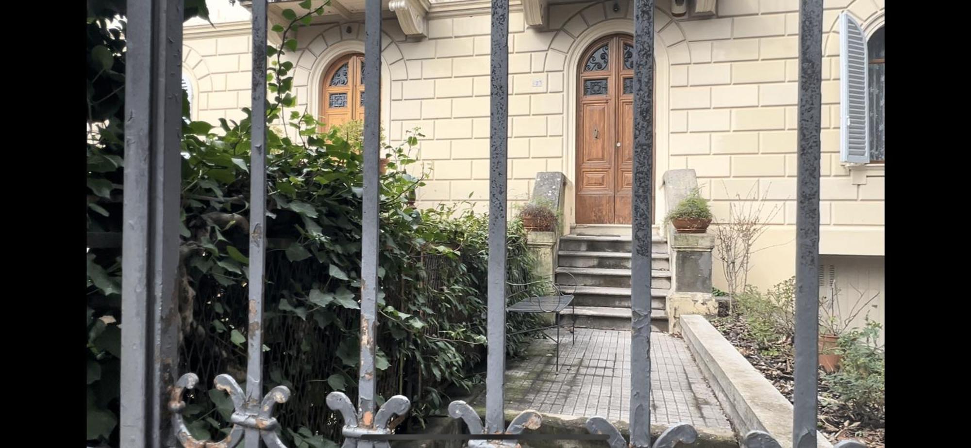 Villa Liberty Townhouse Сиена Екстериор снимка